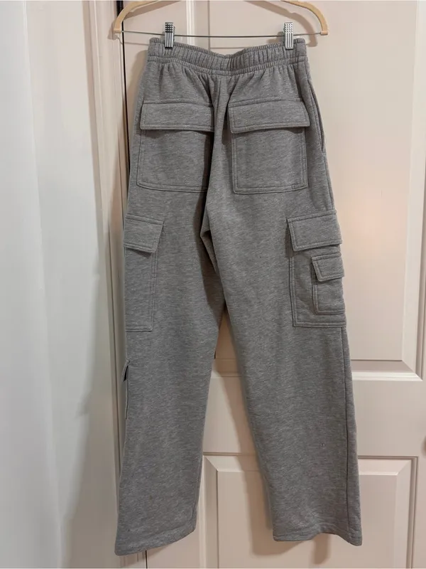 Garage Light Grey Cargo Sweatpants with Pockets - Image 3