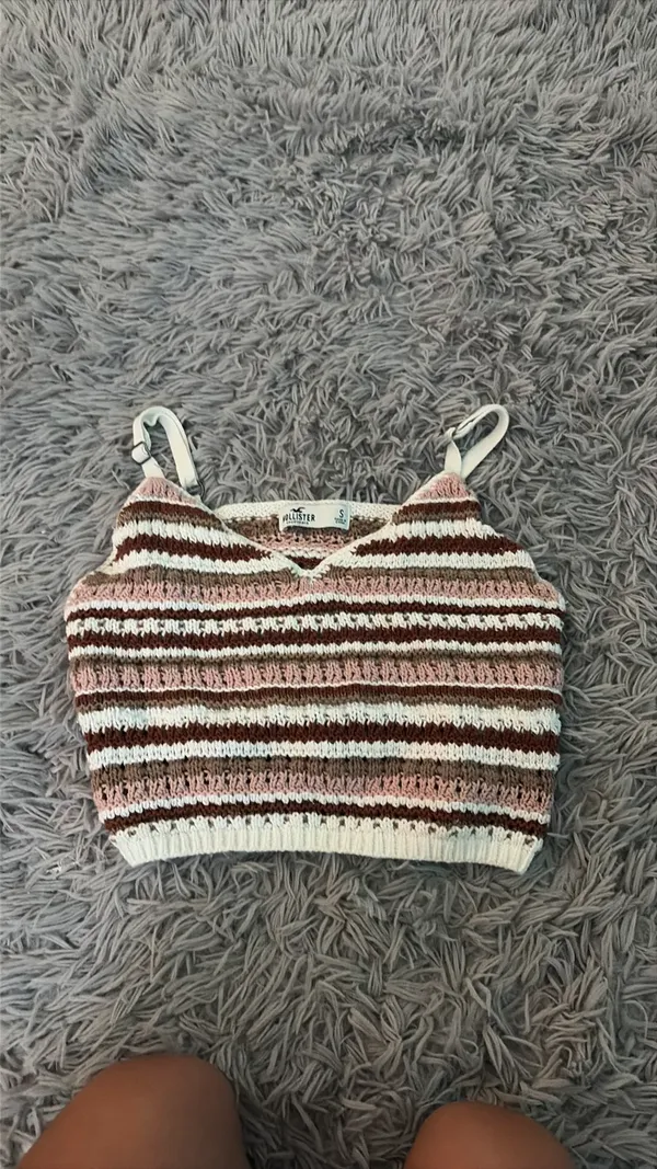 Hollister Top Tank - Image 3