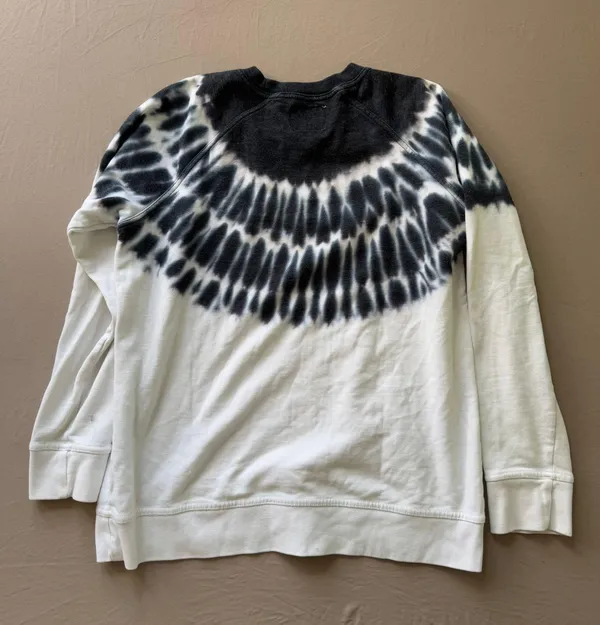 Champion Tie Dye Sweatshirt - Image 2