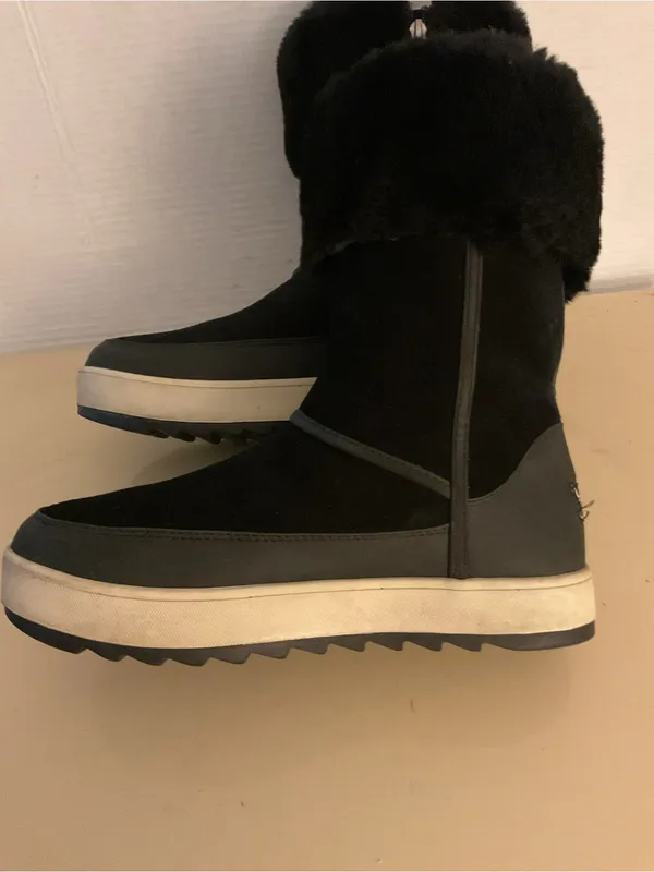 Koolaburra by Uggs women Black Suede leather fur Tynlee waterproof boots US 9 - Image 9