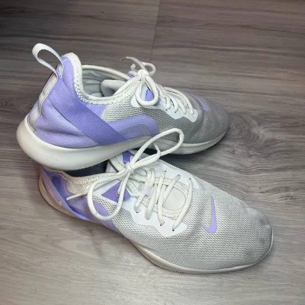 Nike‎ Light Gray and Lavender Athletic Shoes - Image 2