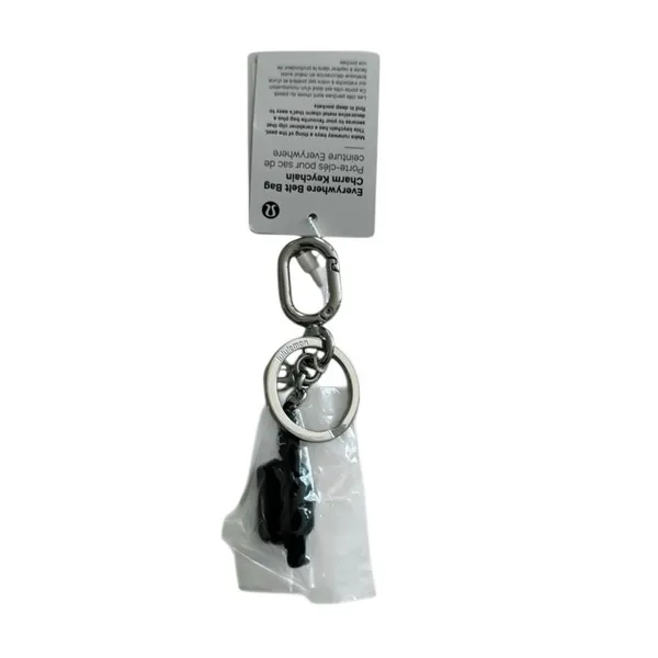 Everywhere Belt Bag Key Charm Black/Silver - Image 5