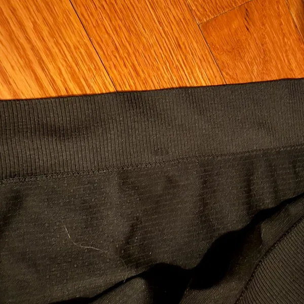 Lululemon swiftly high neck tank in black size 8 - Image 4