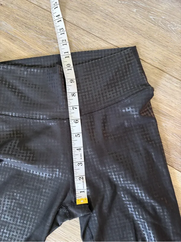 Peloton High Waist Show Up Digital Foil Leggings - Image 12