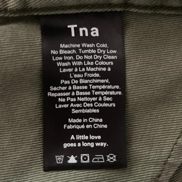 Aritzia Women’s tna new camo Alix pant size small - Image 7