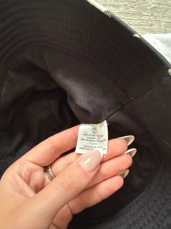 Monochrome Palm Print Bucket Hat Black - Image 3
