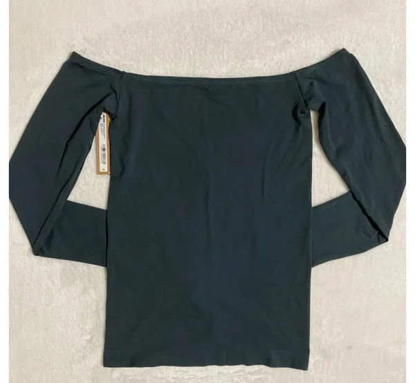 SOFT Smoothing Off the Shoulder Top - Image 4