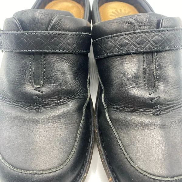 UGG Leather Clogs Mule F8910E Slides Heel Fur Lining USA 7 Snap Detail Rubber - Image 6