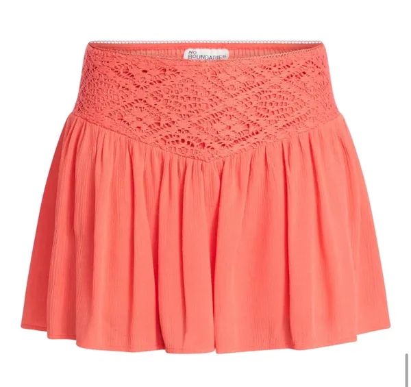 No Boundaries Crochet waist mini skirt - Image 3