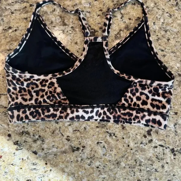 Zyia Active Lepoard Print Size S Sports Bra women's small - Image 2