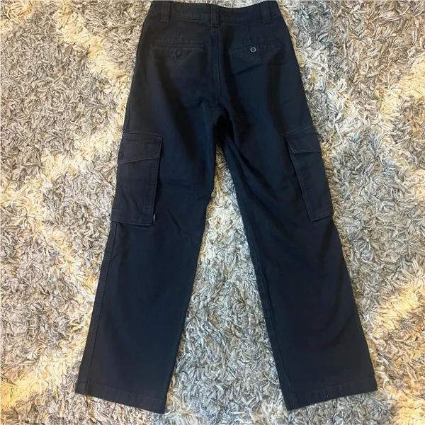 Aritzia TNA Black Cargo Pants size 4 100% cotton - Image 5
