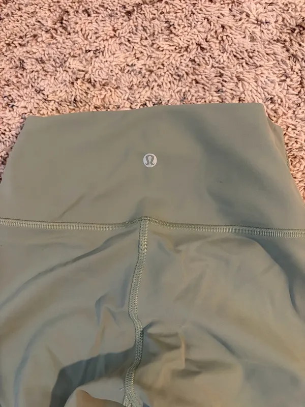 Seafoam Green Lululemon Leggings size 4 - Image 2