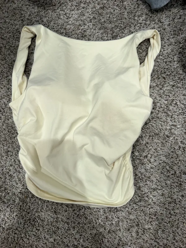 Yellow Shein Tank Top Cropped - Image 5