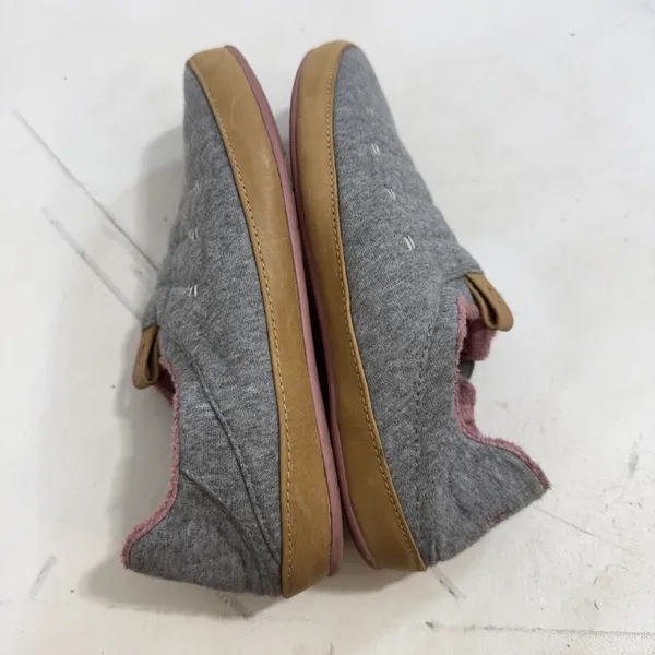 Olukai Lania Kilohana Slippers Gray Pink Quilted Lounge Slide Shoes Womens Sz 8 - Image 9