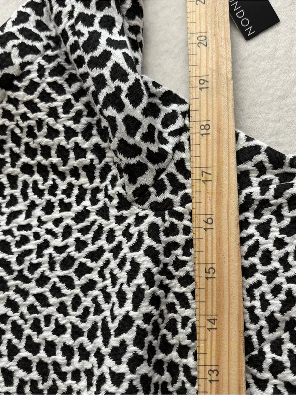 Maggy London Black and White Patterned Midi Dress - Image 8