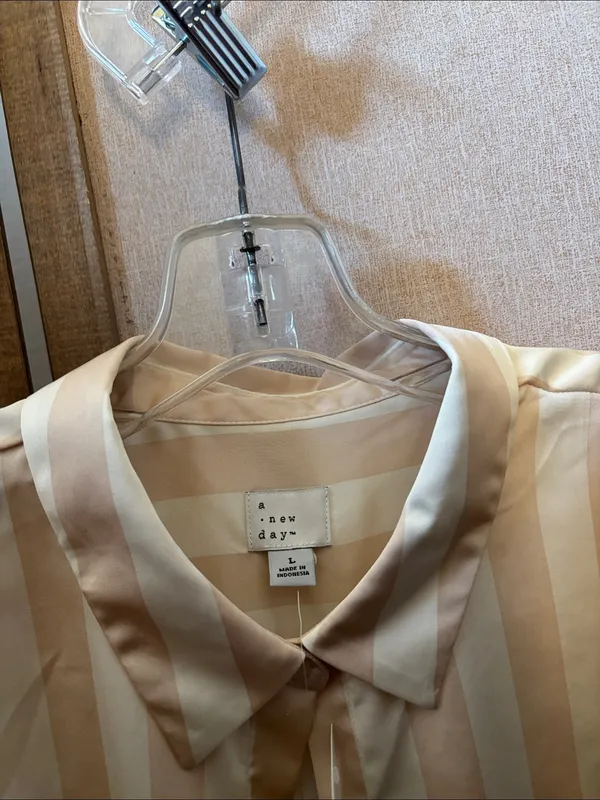 FINAL MARKDOWN a new day Awning Striped Blouse Large NWT - Image 3