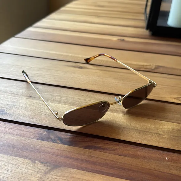 Eyebuydirect Alves Sunglasses Gold - Image 3