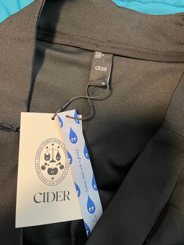 Womens cider skort XL - Image 3