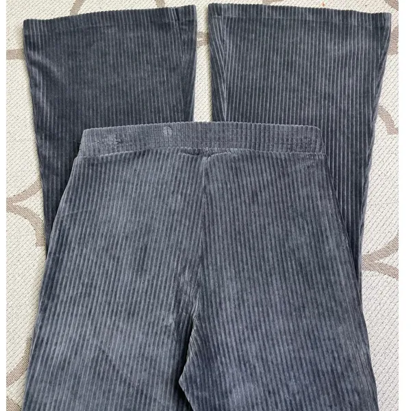 Aerie Groove-On Rib Velour Flare Pants Charcoal Gray Pull-On Size M 32” Inseam - Image 2