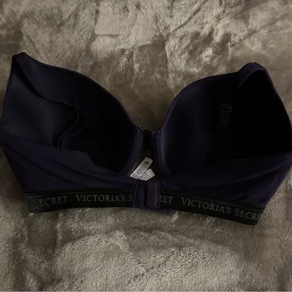 Victoria's Secret Deep Purple T-Shirt Bra Size 34DDD - Image 5