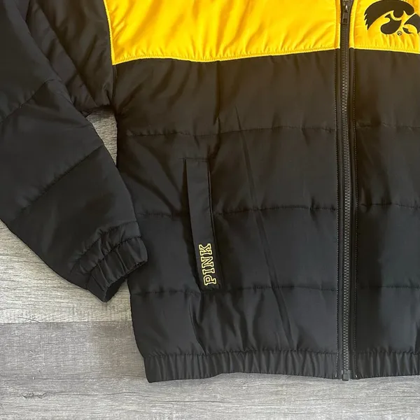 PINK Victorias Secret Iowa Hawkeyes Puffer Jacket NEW Womens M Black Yellow NCAA - Image 2