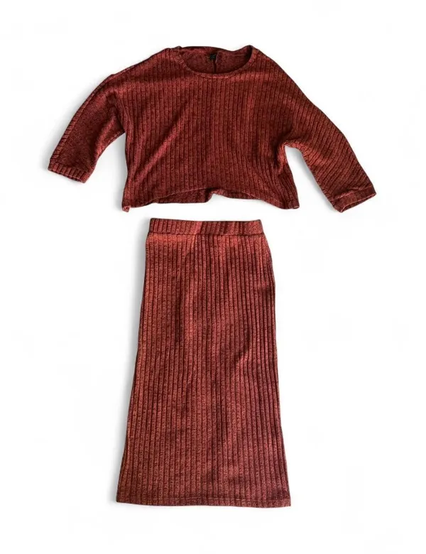 NWOT SHEIN Rust Ribbed Two Piece Crop Top Midi Skirt Set Small - Image 2