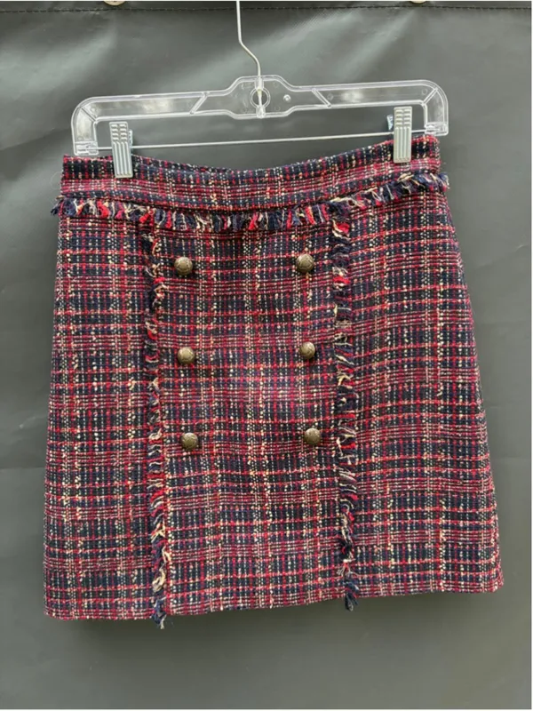 Court & Rowe Belle Noel Plaid Mini Skirt in red & blue tweed with brass buttons - Image 3