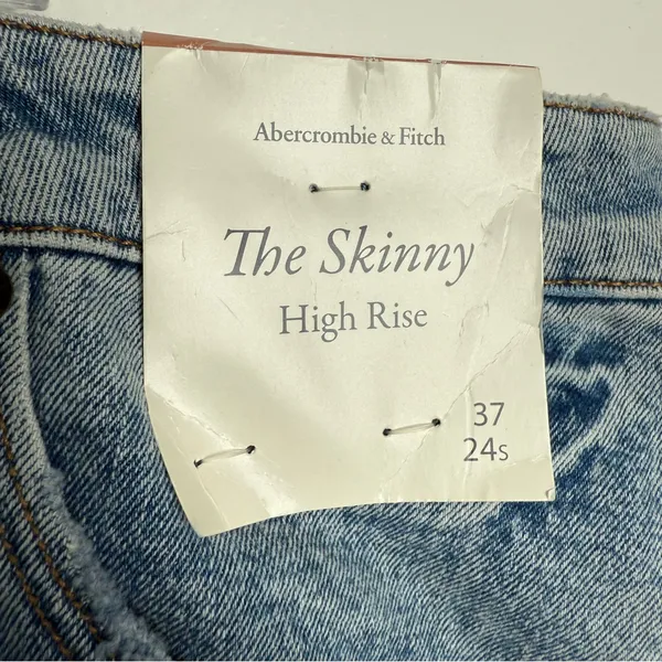 Abercrombie & Fitch Curve Love The Skinny High Rise Blue Wash‎ Size 37/24 Short - Image 3
