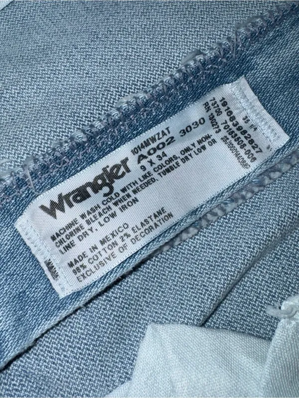 NEW wrangler cowboy cut jeans - Image 7