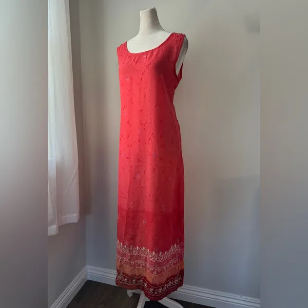 Vintage ‘90s Jane Ashley Coral Embroidered Hem Scoop Neck Sleeveless Maxi Dress - Image 2