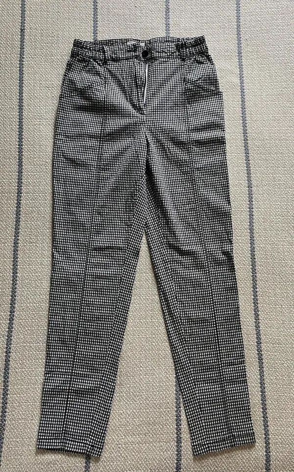 Urban Outfitters Checkered Tapered Trousers - Image 4