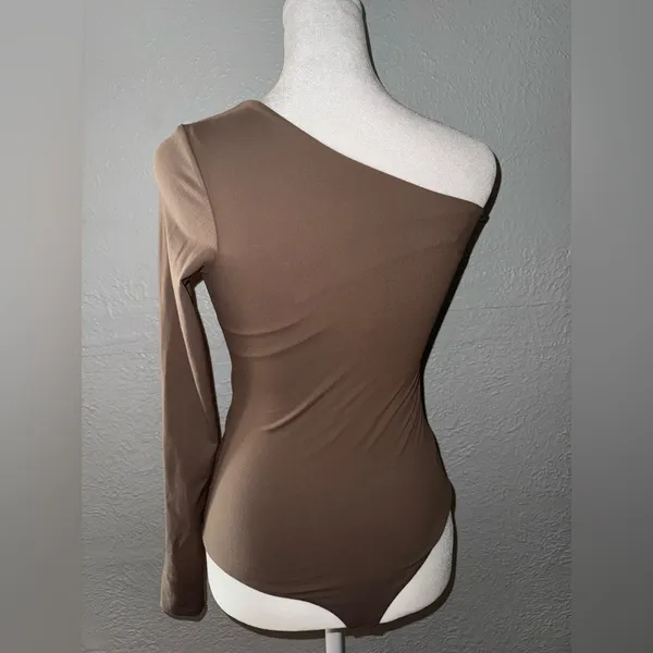 NWOT‎ Nuuds One Shoulder Bodysuit Mocha Size Xs (just like skims) - Image 3
