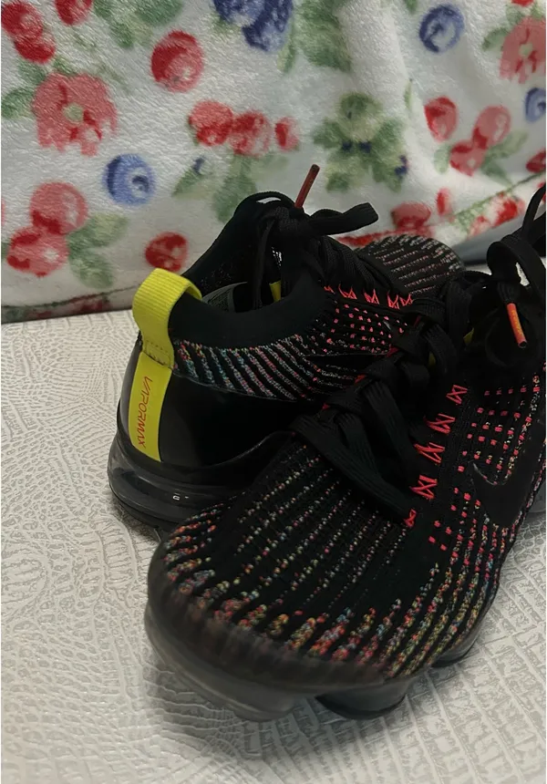 Nike VaporMax Flyknit 3 Women’s Shoes - Image 3
