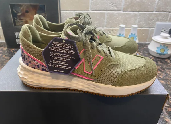 New Balance Shoe - Image 3