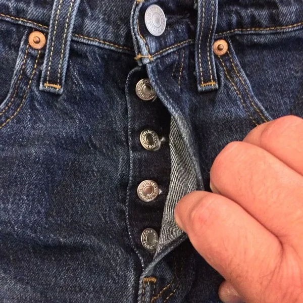 Levi’s 501 shorts buttonfly 26 Jean shorts jorts blue - Image 3