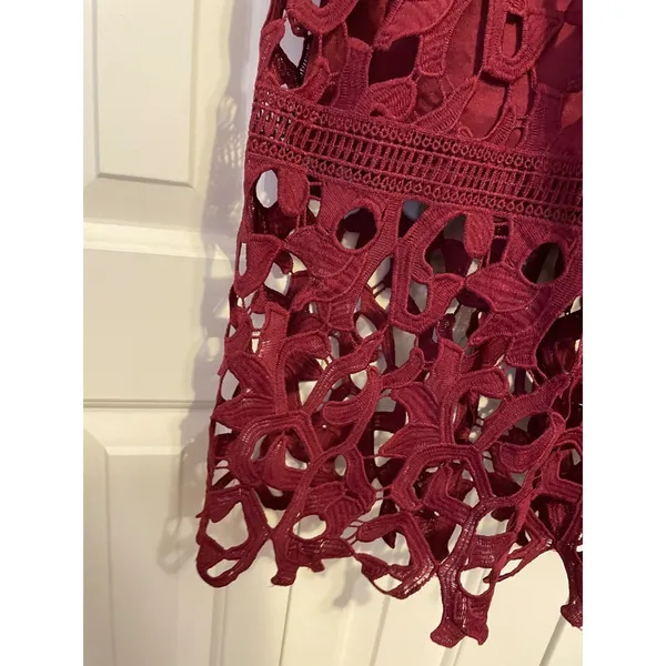 Chi‎ Chi London Midi Dress Crochet Lace Burgundy Off The Shoulder US 4 Romantic - Image 3