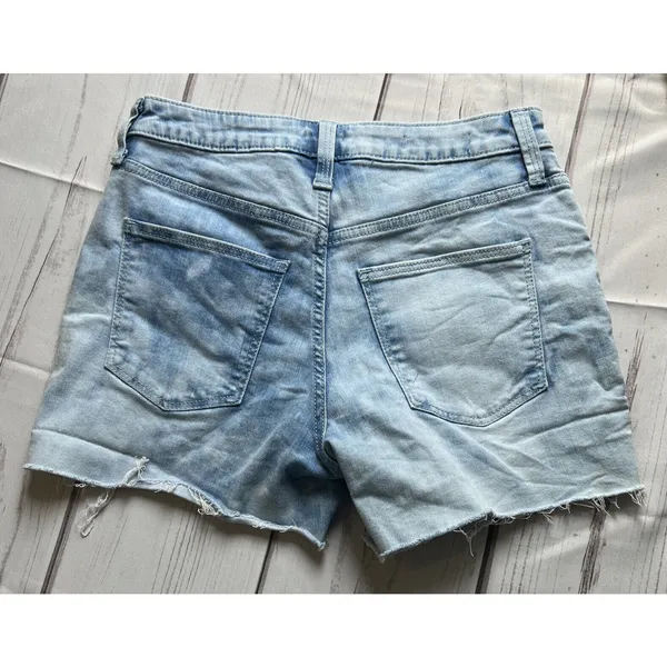 Universal Threads Denim Shorts High Rise Midi Cuffed Bleached Out Womens 2/26 NWT - Image 2