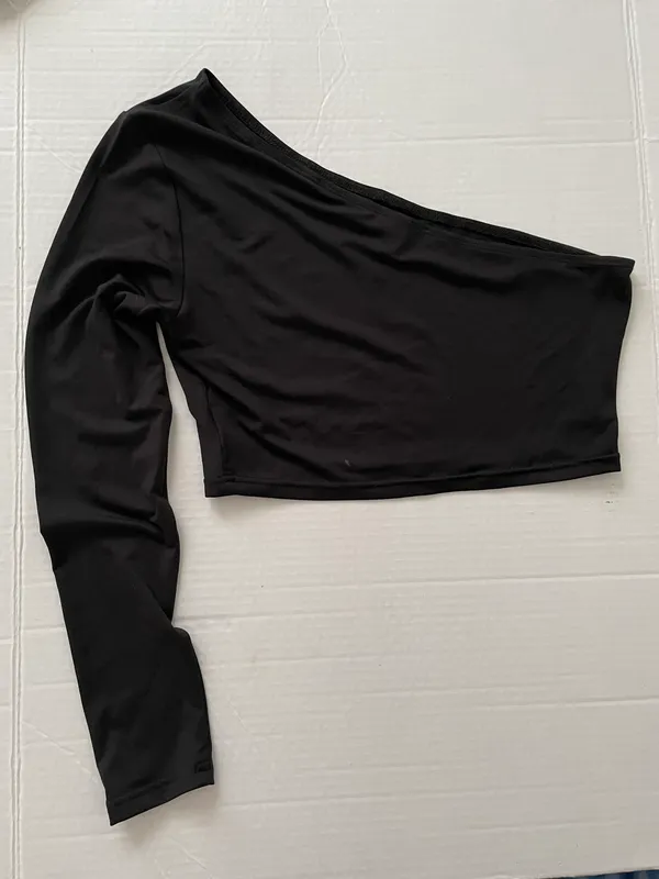 SheIn One Shoulder Crop Top - Image 8