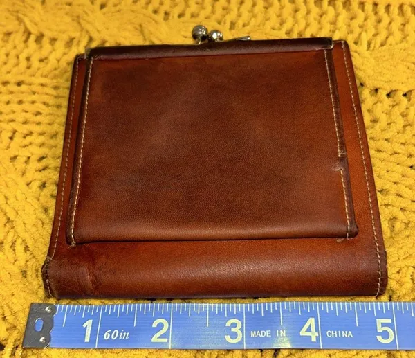 Dooney & Bourke Vintage Leather Wallet w Kisslock Change Section - Image 6