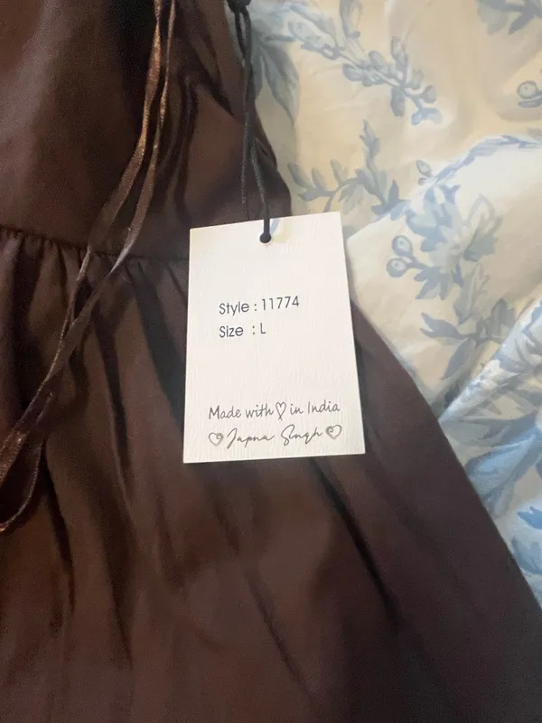 TJ Maxx Japra top brown - Image 3