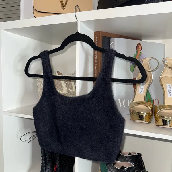 Babaton Aritzia Fuzzy Knit Cropped Tank Top Navy Scoop Neck Womens Medium EUC - Image 3