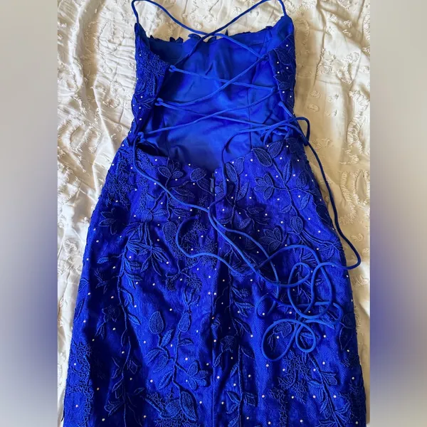 Elegant Royal Blue Embroidered Evening Dress Size 2 NEVER WORN - Image 3