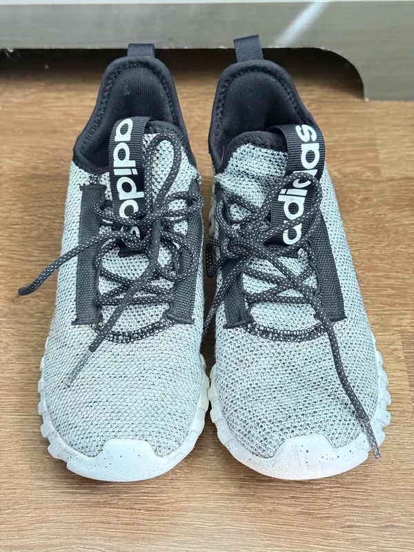 Adidas Kaptir 3.0 Big Kids' Shoes See Size 5.5 - Image 2