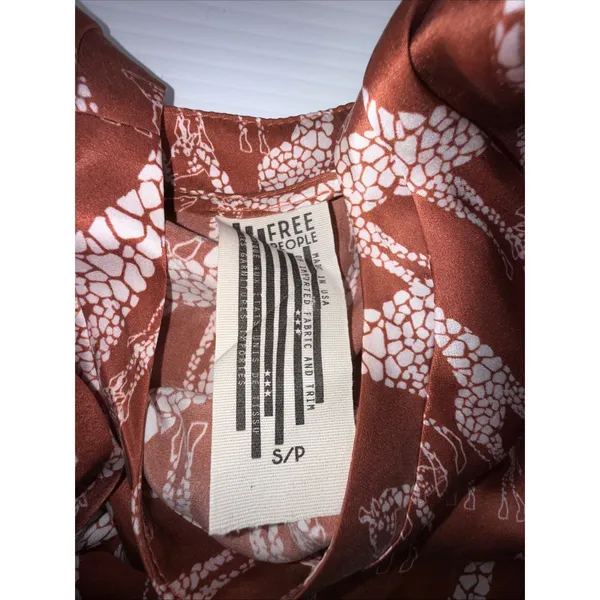 Free People Giraffe Silk‎ Tank Small - Image 4