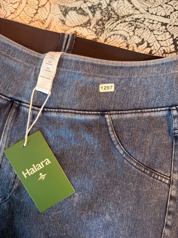 Halara L 7/8 Womens Stretchy Denim-Look High-Waisted Capri Leggings Size L Blue - Image 4