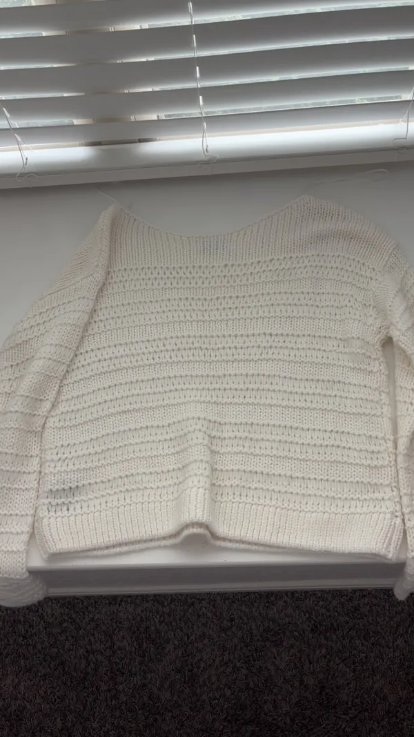 cream sweater - Image 2