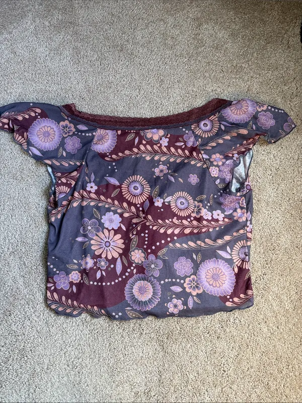 Urban Outfitters Kimchi Blue Purple Cameron Lace Trim Tie-Front Top. Size Large - Image 7