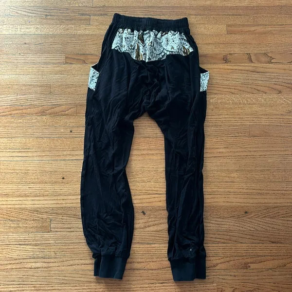 Urban Outfitters SweatS - Image 3