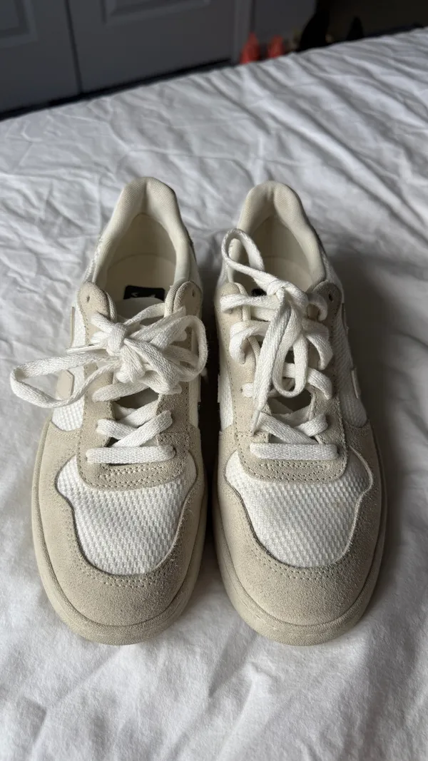VEJA V-10 Sneakers Pure Calcaire Cream Beige Suede - Image 3