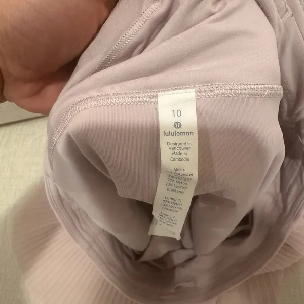 Lululemon tennis skirt size 10 - Image 4
